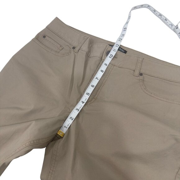 Riders By Lee Women Mid Rise Boot Cut Pants Size 16M Stretch Business Classic - Picture 6 of 13